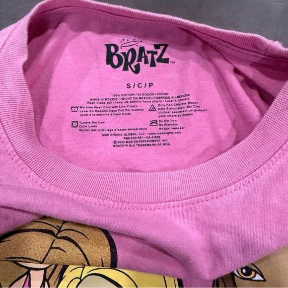 BRATZ Pink Cartoon Graphic Crop Top - Picture 4 of 5